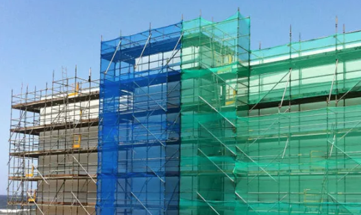 red de seguridad para andamios